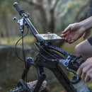 IPHONE 13 PRO用 レインポンチョ 防汚・防塵・雨天用カバー - Quad Lock Japan クアッドロックジャパン